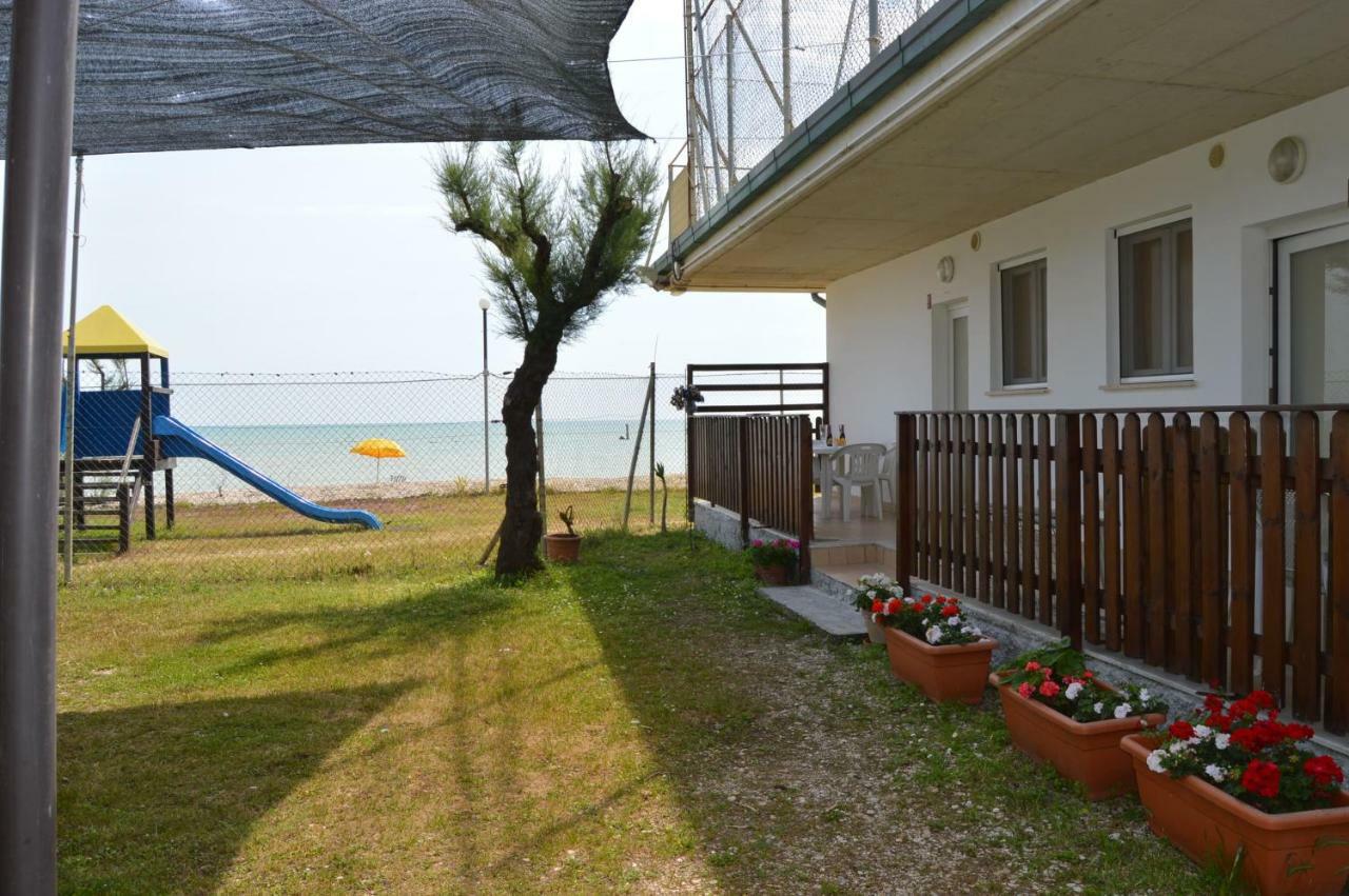 Camping Tre Archi Lido di Fermo Exterior foto